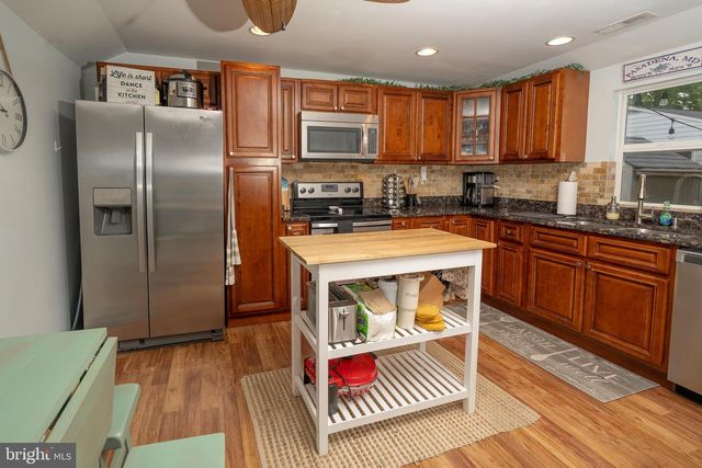 1816 CREMEN RD, Pasadena, MD 21122
