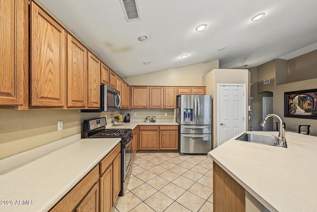 8525 W CHICKASAW Street, Tolleson, AZ 85353