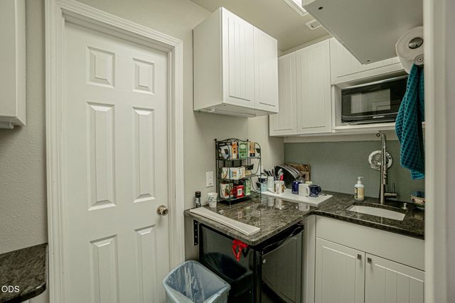 11 Tripp Street, Medford, OR 97504