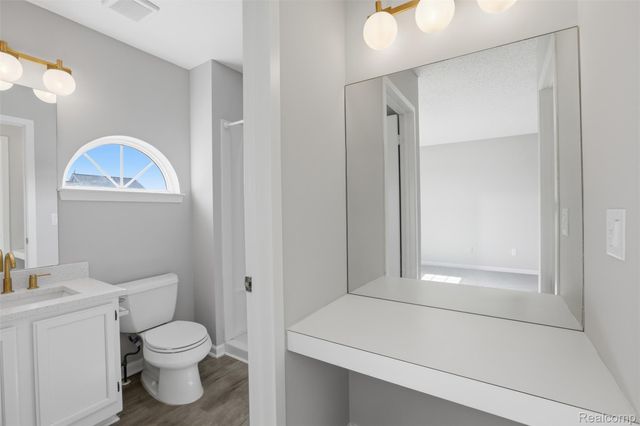 31192 Columbia Drive, Novi, MI 48377