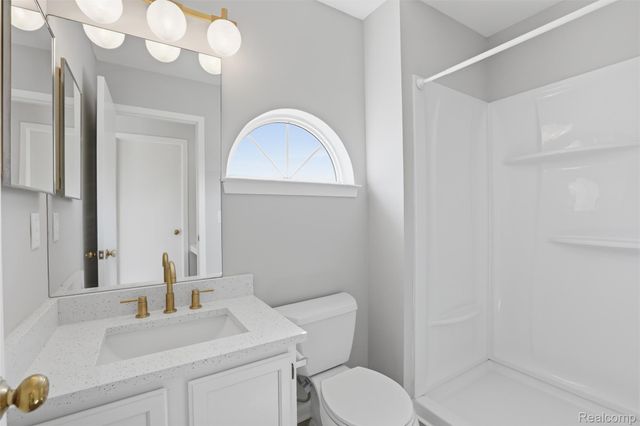 31192 Columbia Drive, Novi, MI 48377