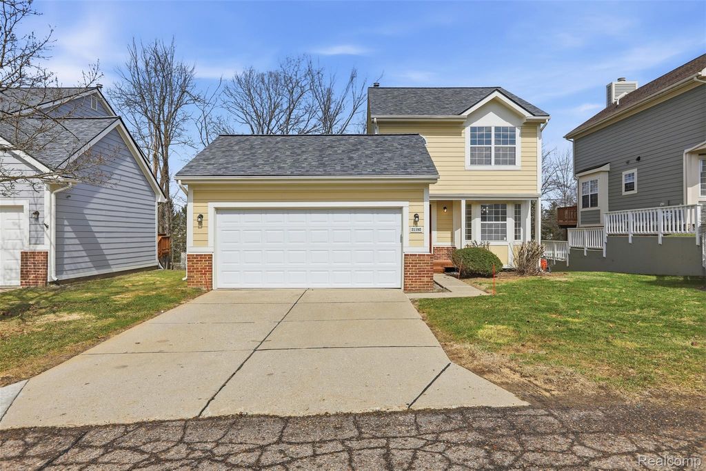 31192 Columbia Drive, Novi, MI 48377