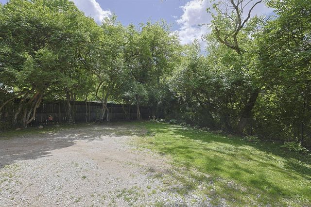 1915 W Fork Road, Cincinnati, OH 45223