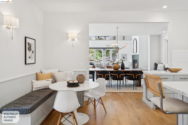 915 Grosvenor Place, Oakland, CA 94610