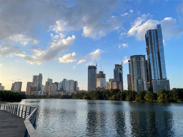 1202 Newning Ave 109, Austin, TX 78704