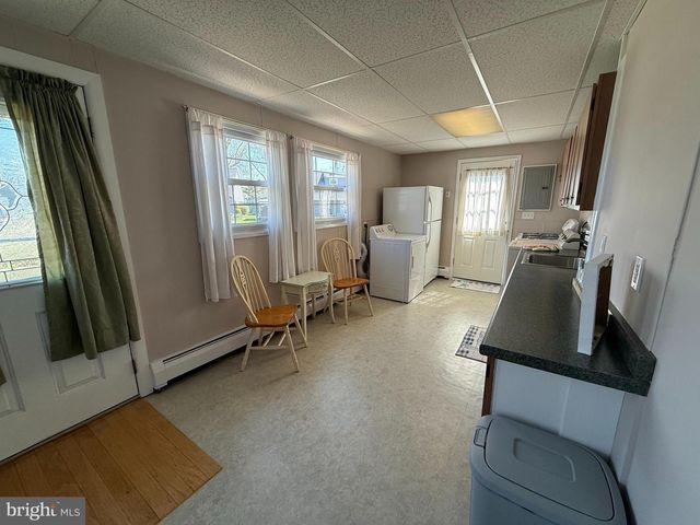 583 ARBOR RD, Morrisville, PA 19067