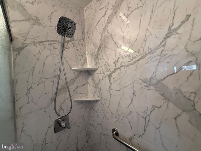 583 ARBOR RD, Morrisville, PA 19067