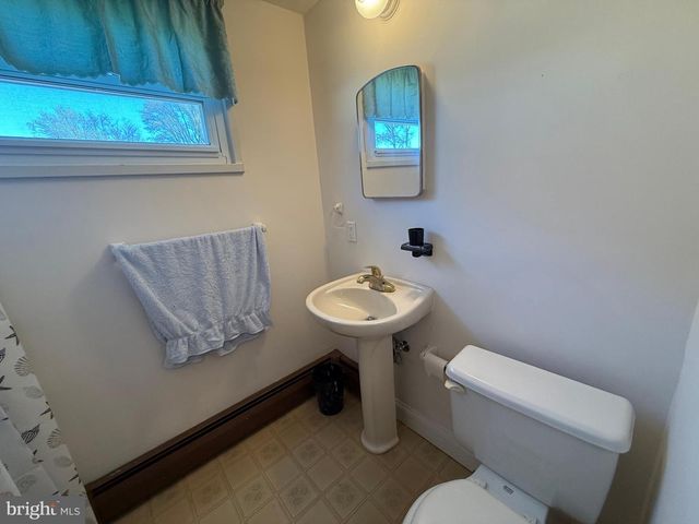 583 ARBOR RD, Morrisville, PA 19067