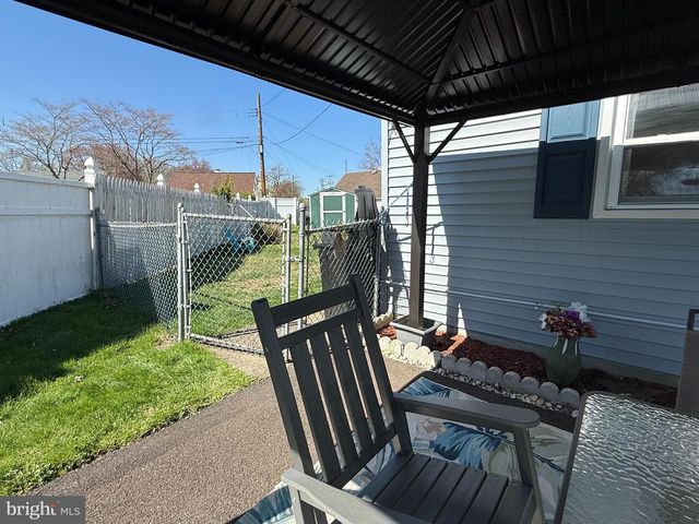 583 ARBOR RD, Morrisville, PA 19067