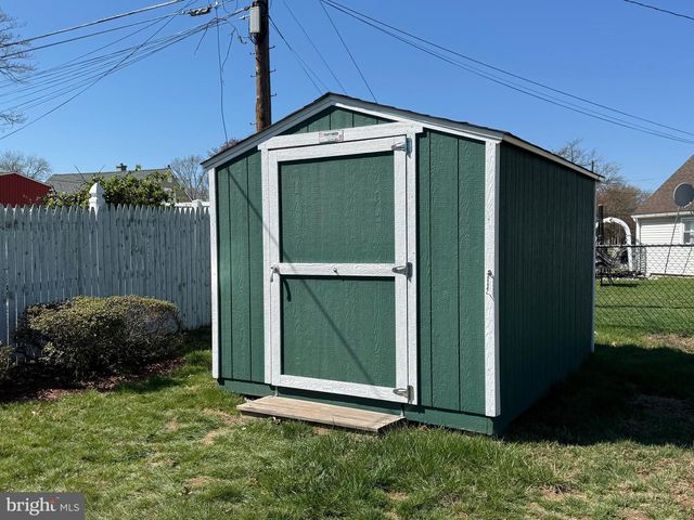 583 ARBOR RD, Morrisville, PA 19067