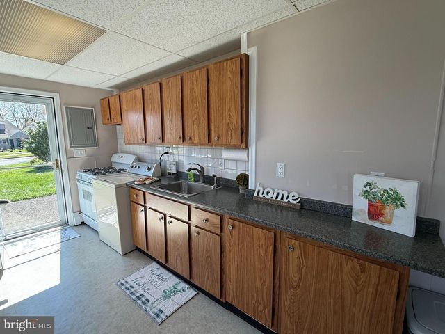 583 ARBOR RD, Morrisville, PA 19067