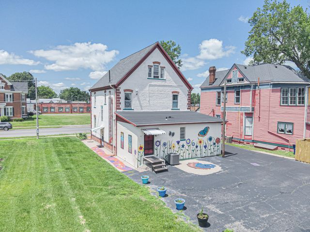806 Jefferson Street, Paducah, KY 42001