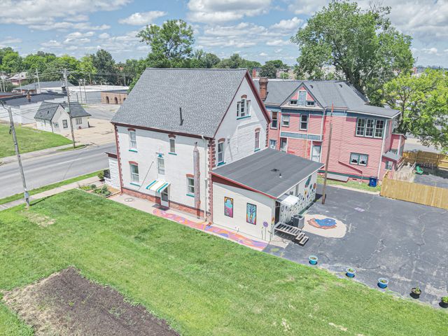 806 Jefferson Street, Paducah, KY 42001