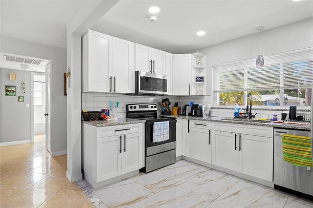 2536 KEENE PARK DRIVE, Largo, FL 33771