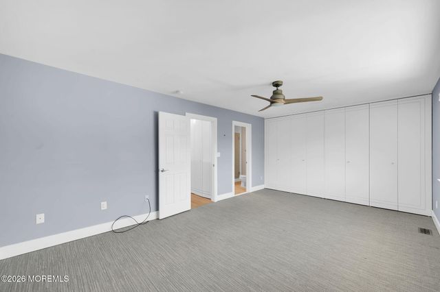 8 Joyce Court, Tinton Falls, NJ 07724
