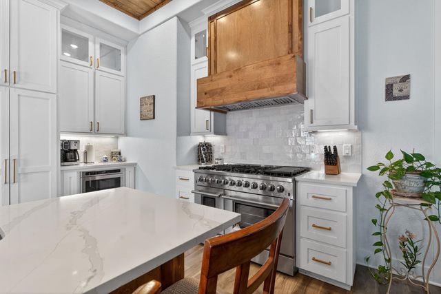 130 E Winners Circle, Longview, TX 75602