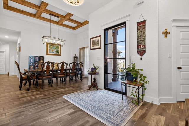 130 E Winners Circle, Longview, TX 75602