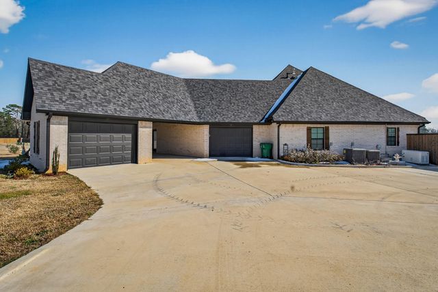 130 E Winners Circle, Longview, TX 75602