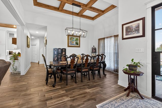 130 E Winners Circle, Longview, TX 75602