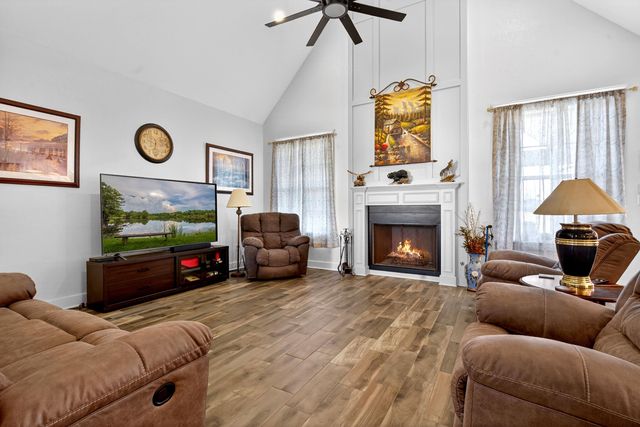 130 E Winners Circle, Longview, TX 75602