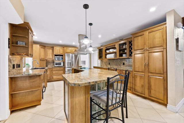 3551 SW 116th Avenue, Davie, FL 33330