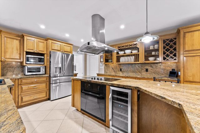 3551 SW 116th Avenue, Davie, FL 33330