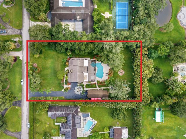 3551 SW 116th Avenue, Davie, FL 33330