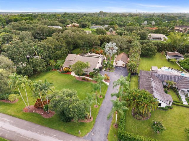 3551 SW 116th Avenue, Davie, FL 33330