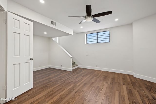 1131 W LAWRENCE Lane, Phoenix, AZ 85021