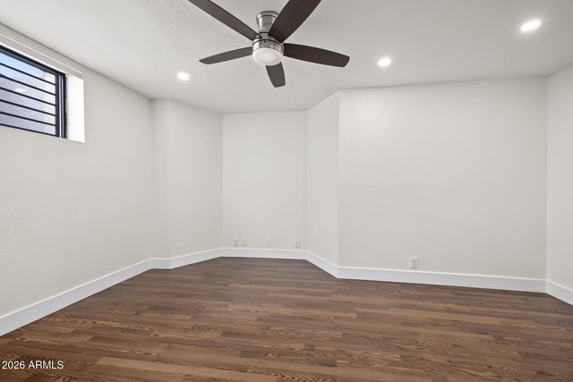 1131 W LAWRENCE Lane, Phoenix, AZ 85021