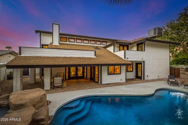 1131 W LAWRENCE Lane, Phoenix, AZ 85021