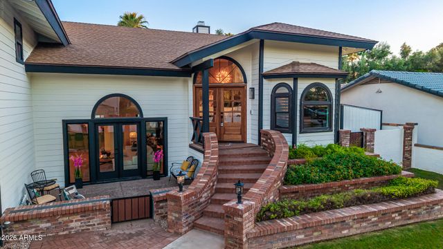 1131 W LAWRENCE Lane, Phoenix, AZ 85021