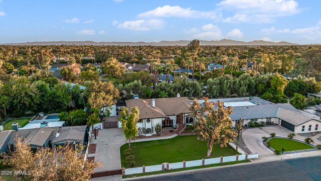 1131 W LAWRENCE Lane, Phoenix, AZ 85021