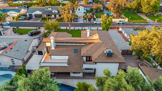1131 W LAWRENCE Lane, Phoenix, AZ 85021