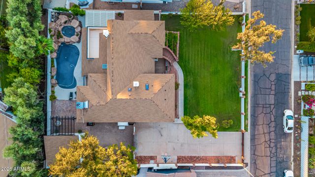 1131 W LAWRENCE Lane, Phoenix, AZ 85021