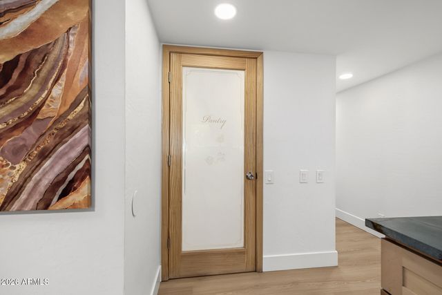 1131 W LAWRENCE Lane, Phoenix, AZ 85021