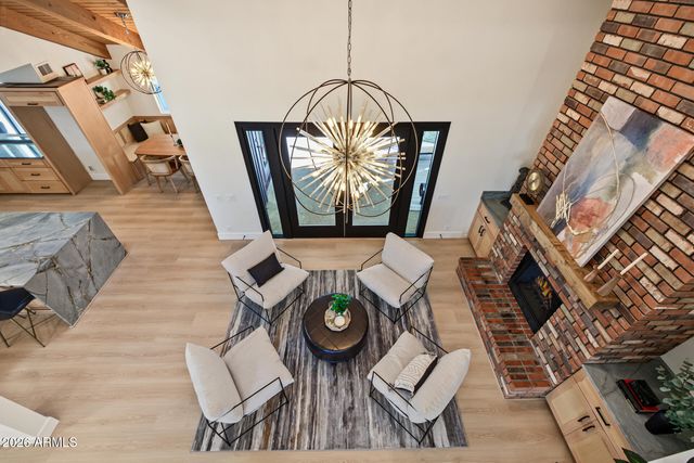 1131 W LAWRENCE Lane, Phoenix, AZ 85021