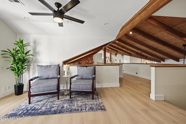 1131 W LAWRENCE Lane, Phoenix, AZ 85021