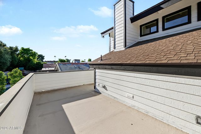 1131 W LAWRENCE Lane, Phoenix, AZ 85021