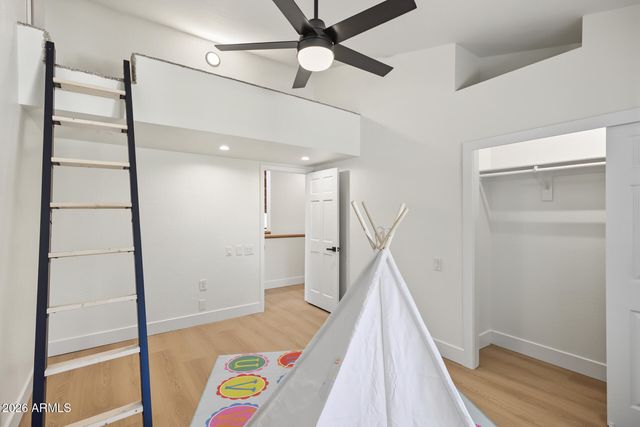 1131 W LAWRENCE Lane, Phoenix, AZ 85021
