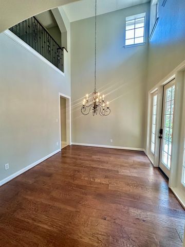 107 E Mirror Ridge Circle, The Woodlands, TX 77382