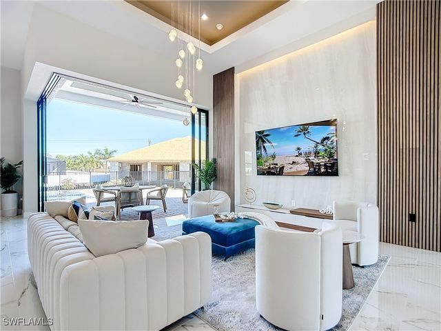 4217 NW 20th ST, Cape Coral, FL 33993