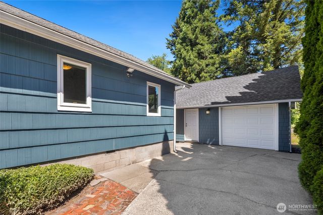38376 SE Cedar Street, Snoqualmie, WA 98065