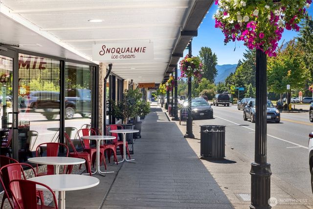 38376 SE Cedar Street, Snoqualmie, WA 98065