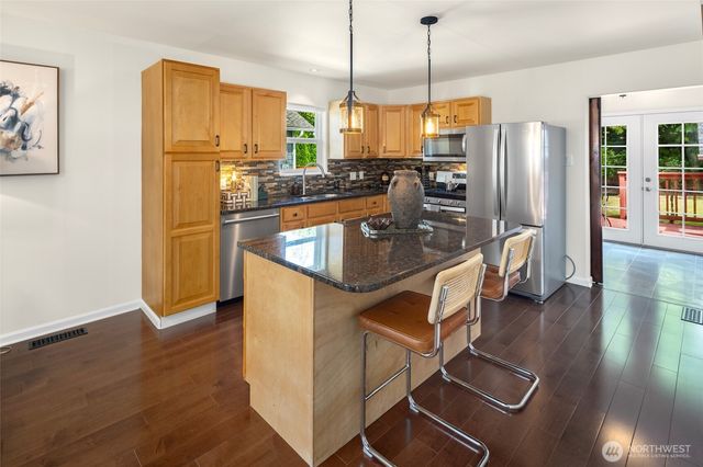 38376 SE Cedar Street, Snoqualmie, WA 98065