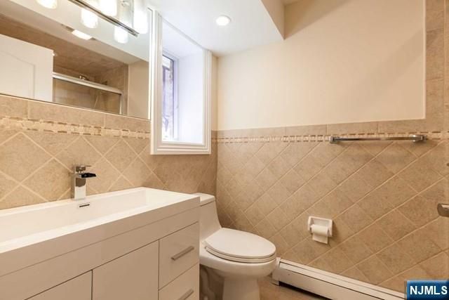 153 Old Palisade Road, Fort Lee, NJ 07024