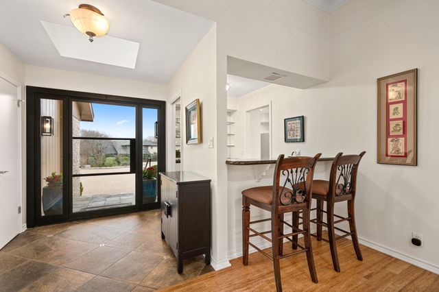 907 Vanguard ST, Lakeway, TX 78734