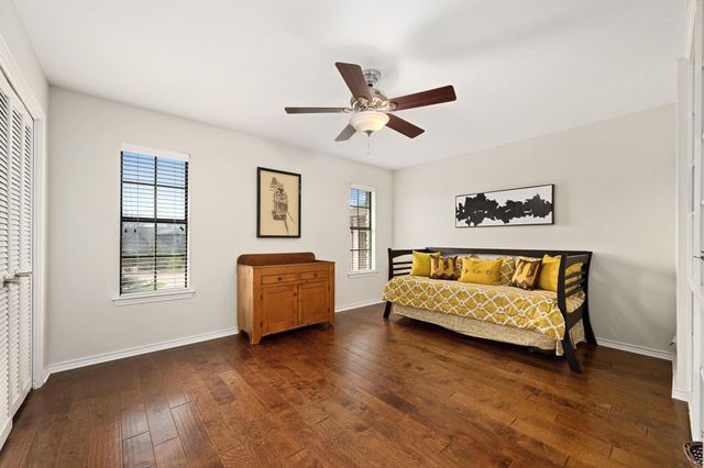 907 Vanguard ST, Lakeway, TX 78734