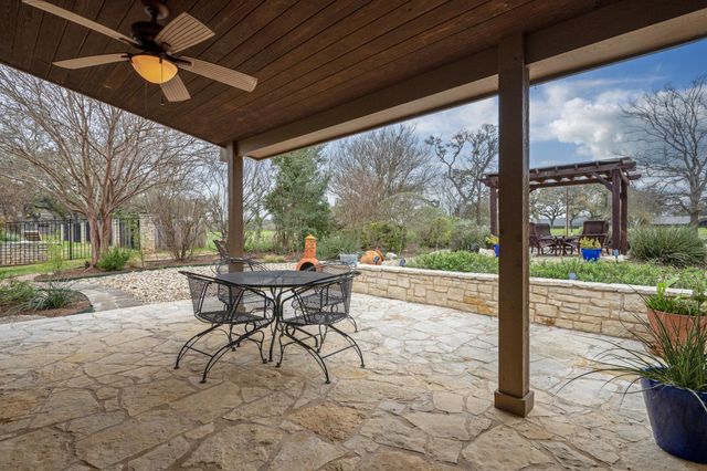 907 Vanguard ST, Lakeway, TX 78734