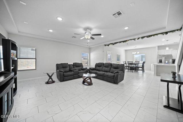 13409 Emerald Copper, Horizon City, TX 79928